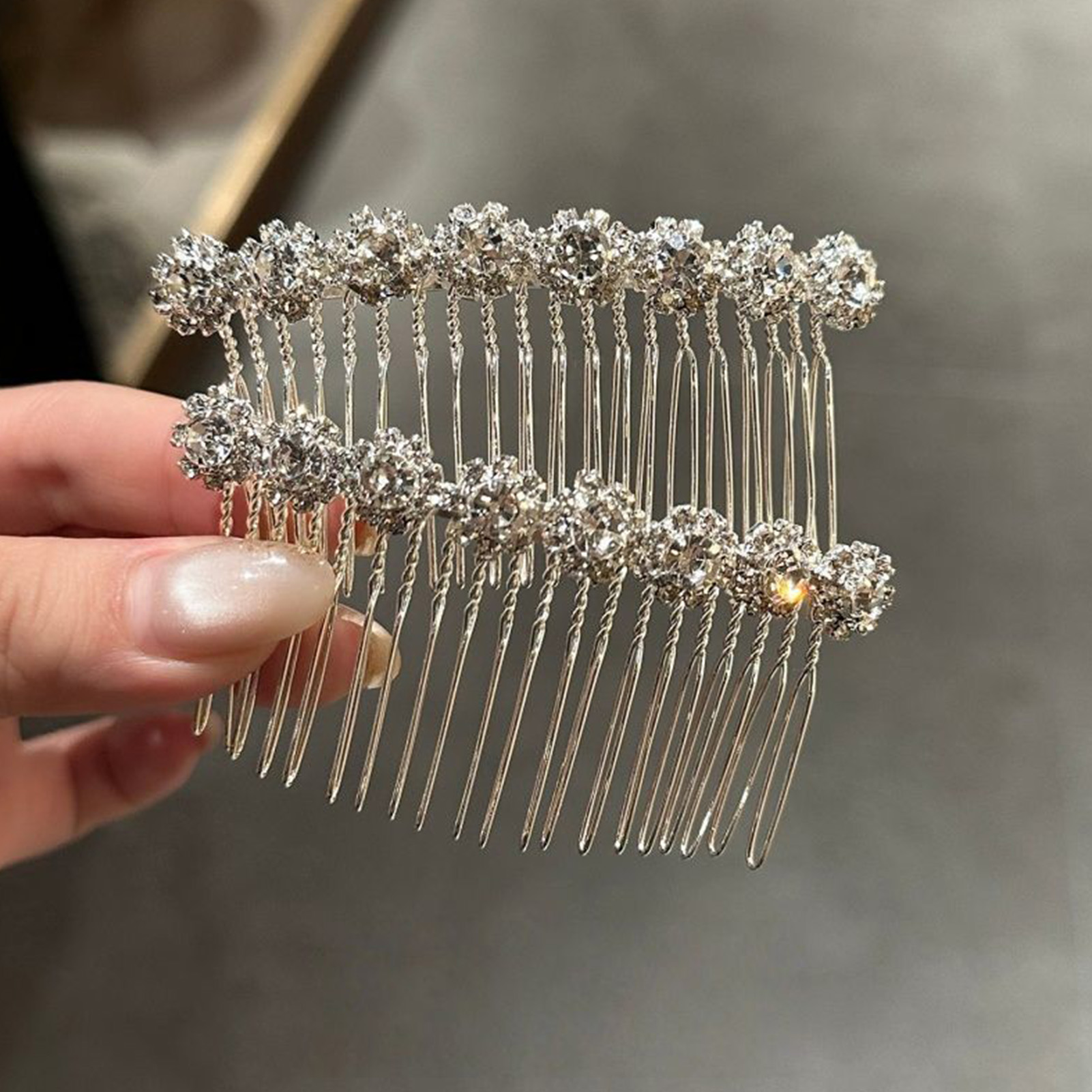 Pearl Hair Pin - Minimalistyczne grzebienie do włosów z kwiatami