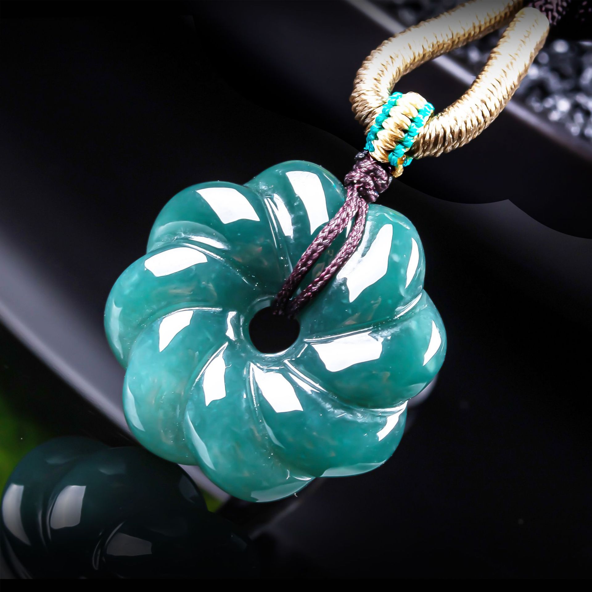 Naturalny naszyjnik z jadeitu  – Women'S Accessories recenzja i cena