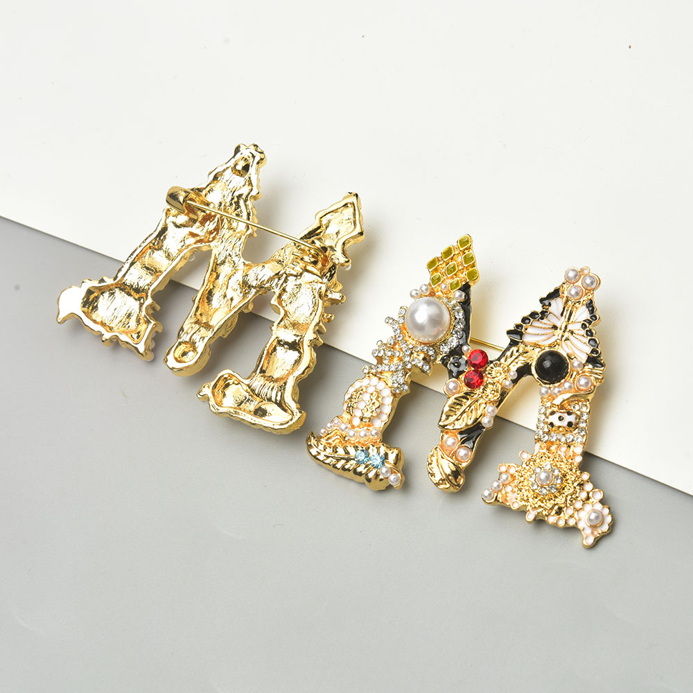 Modne, kolorowe przypinki do k – Women Accessories In English recenzja i cena