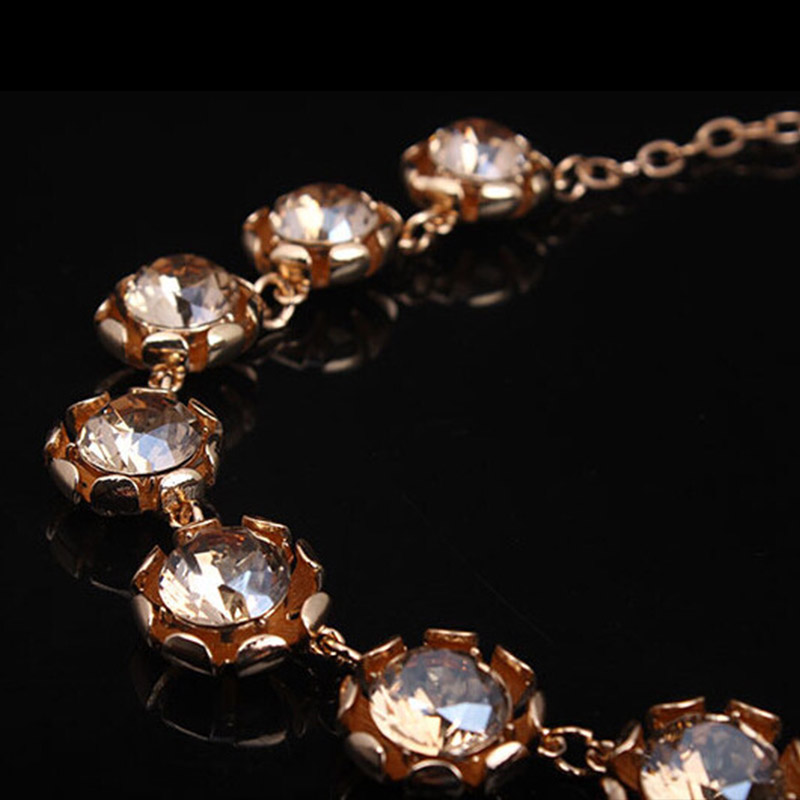 Nowy luksusowy kryształowy nas – Women Accessories Dubai recenzja i cena
